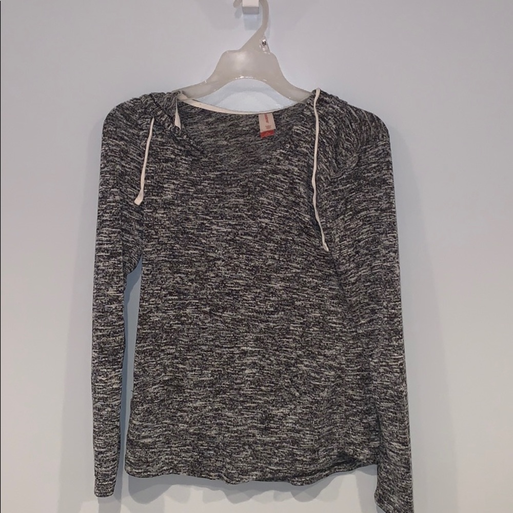 Sweater - Picture 1 of 3